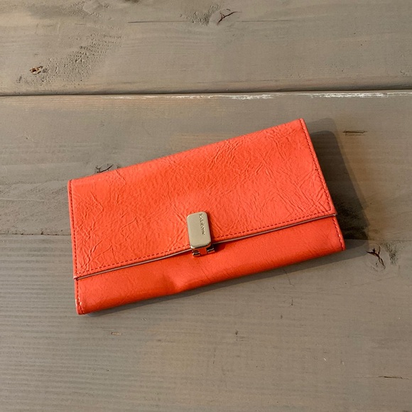 Liz Claiborne Wallet - Orange - Picture 1 of 5